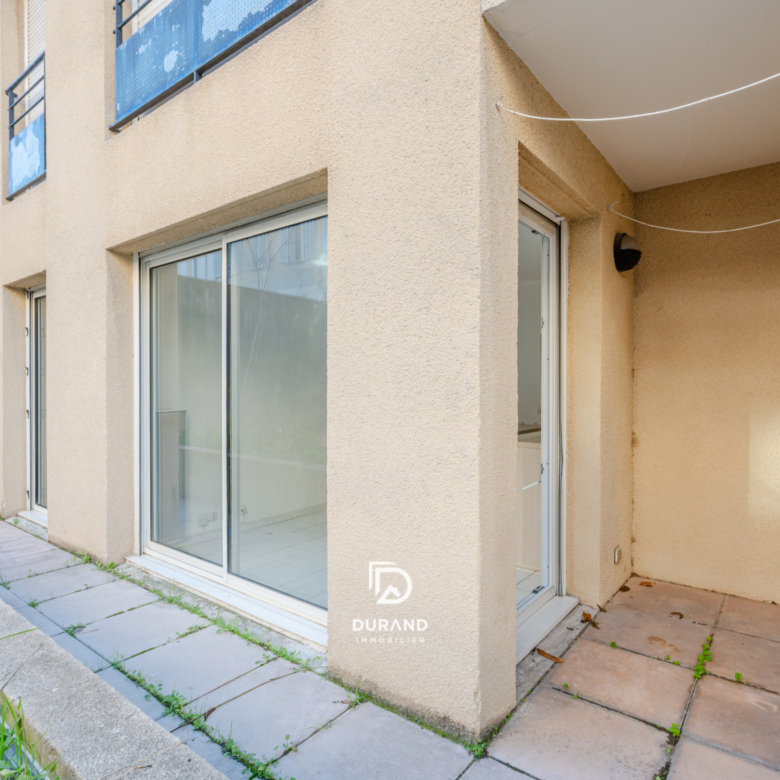 APPARTEMENT - TERRASSSE - BAILLE - FACULTES - 13005 MARSEILLE