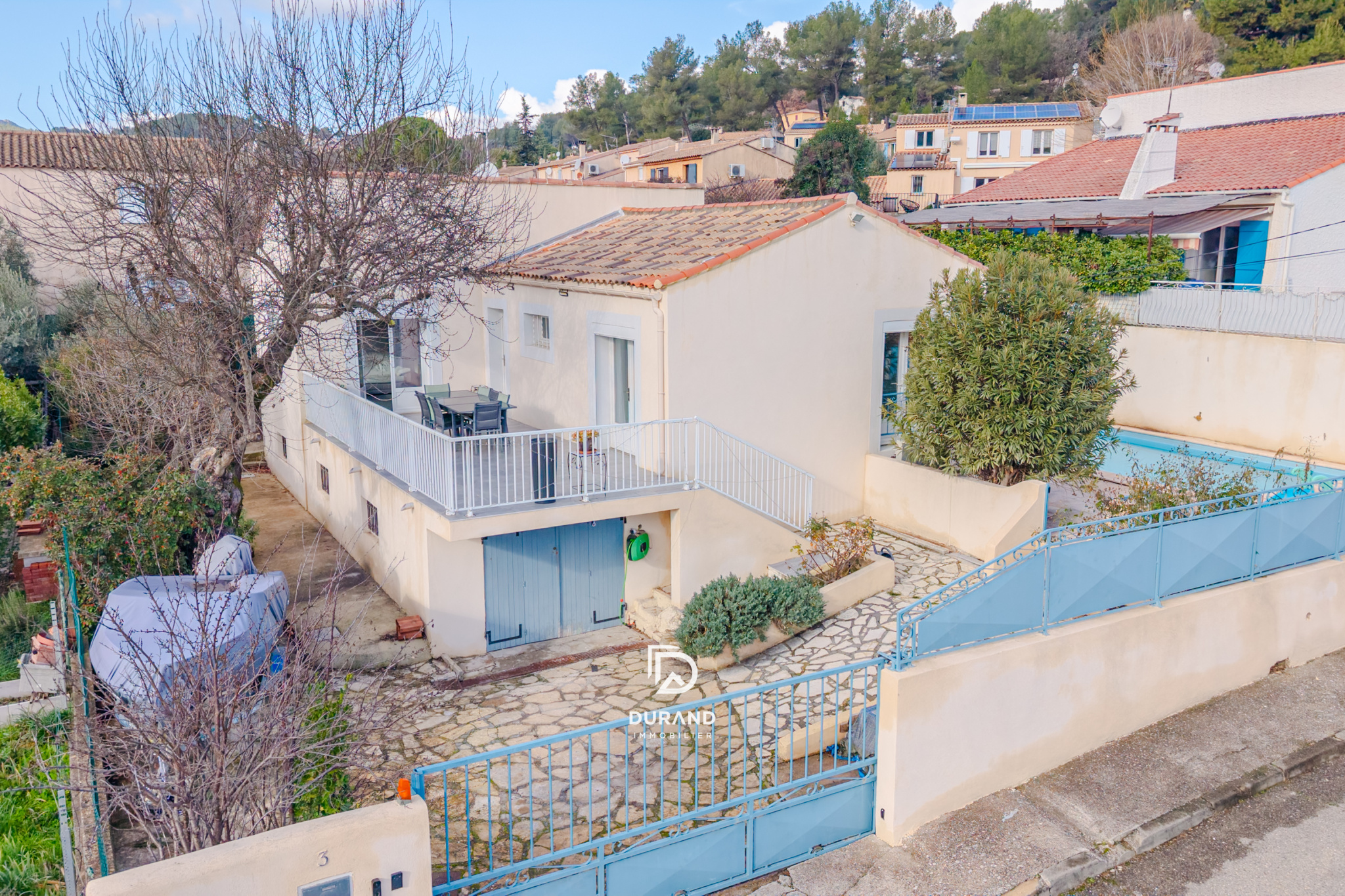 MAISON - GARAGE - PISCINE - 13124 PEYPIN