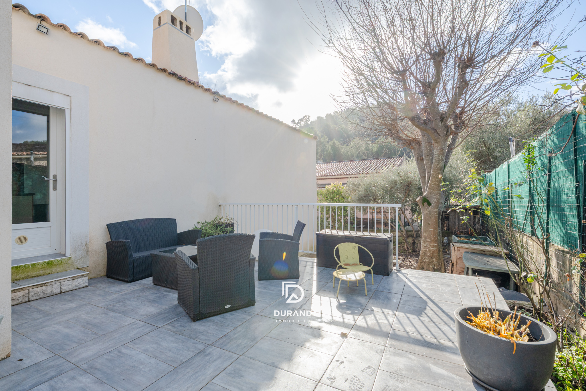 MAISON - GARAGE - PISCINE - 13124 PEYPIN