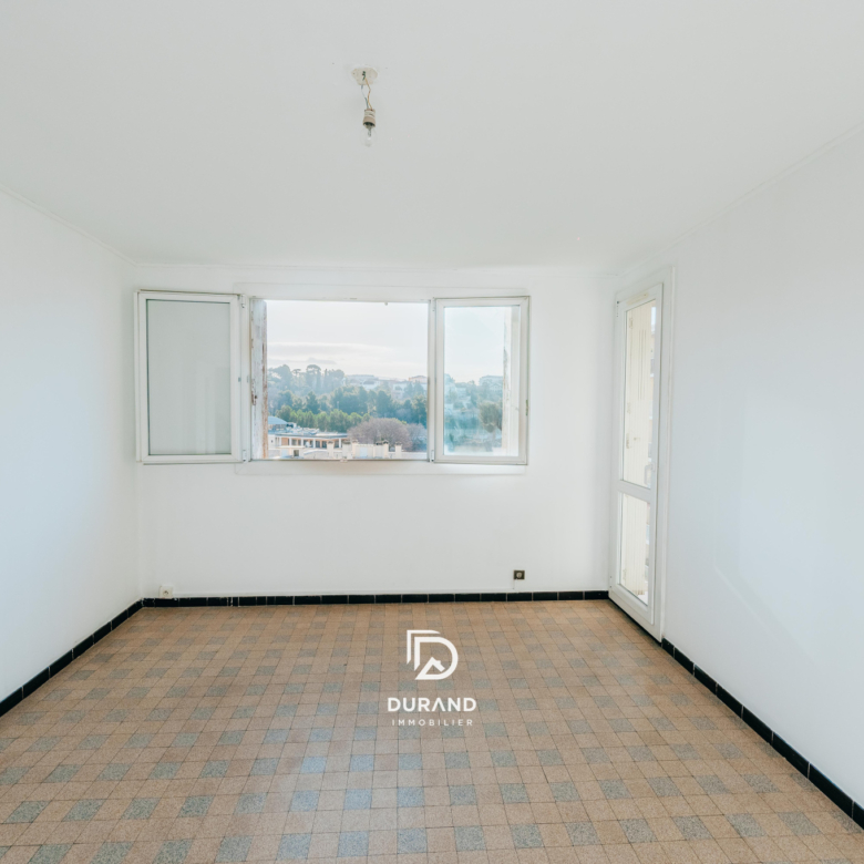 APPARTEMENT - TERRASSES - VUE DEGAGEE - SAINT JUST - 13013 MARSEILLE
