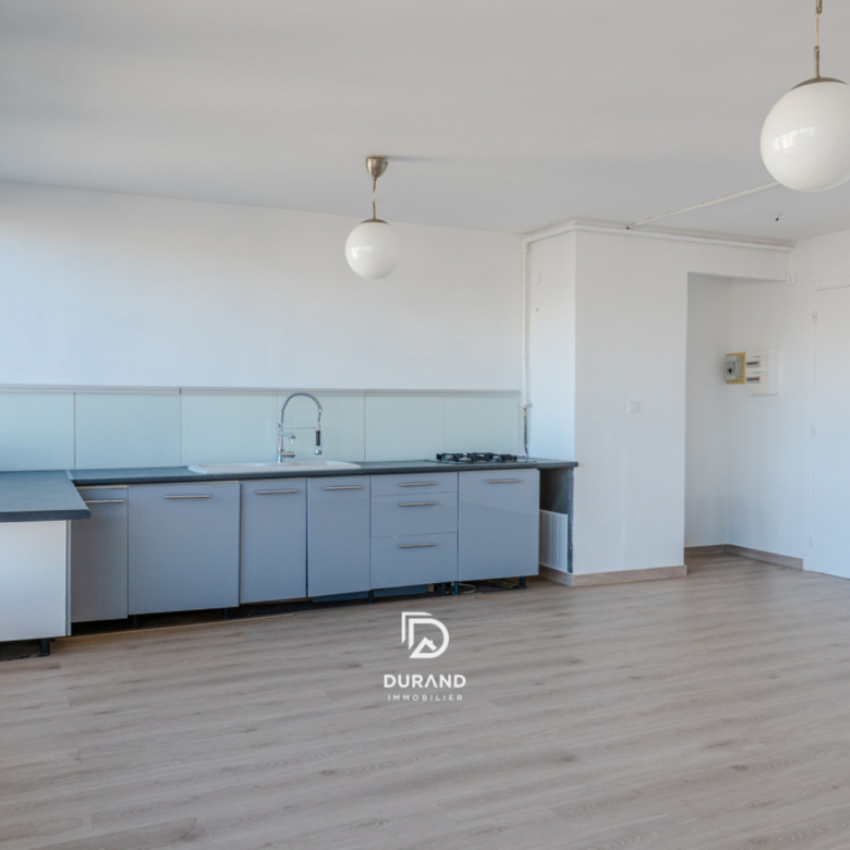 APPARTEMENT - DUPLEX - LE BRASILIA - 13008