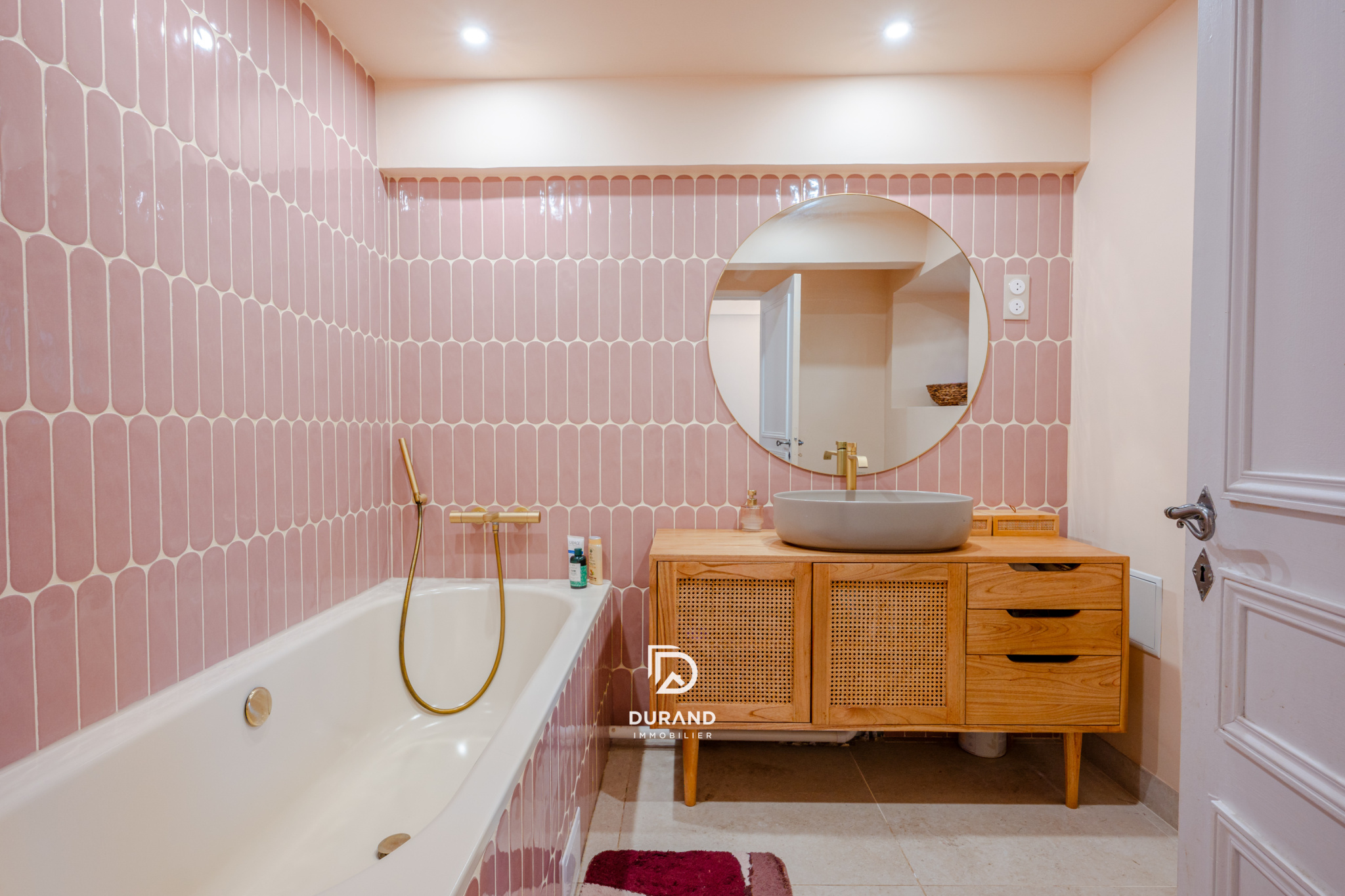 BATISSE - DEPENDANCES - GARAGE - PISCINE - 13400 AUBAGNE