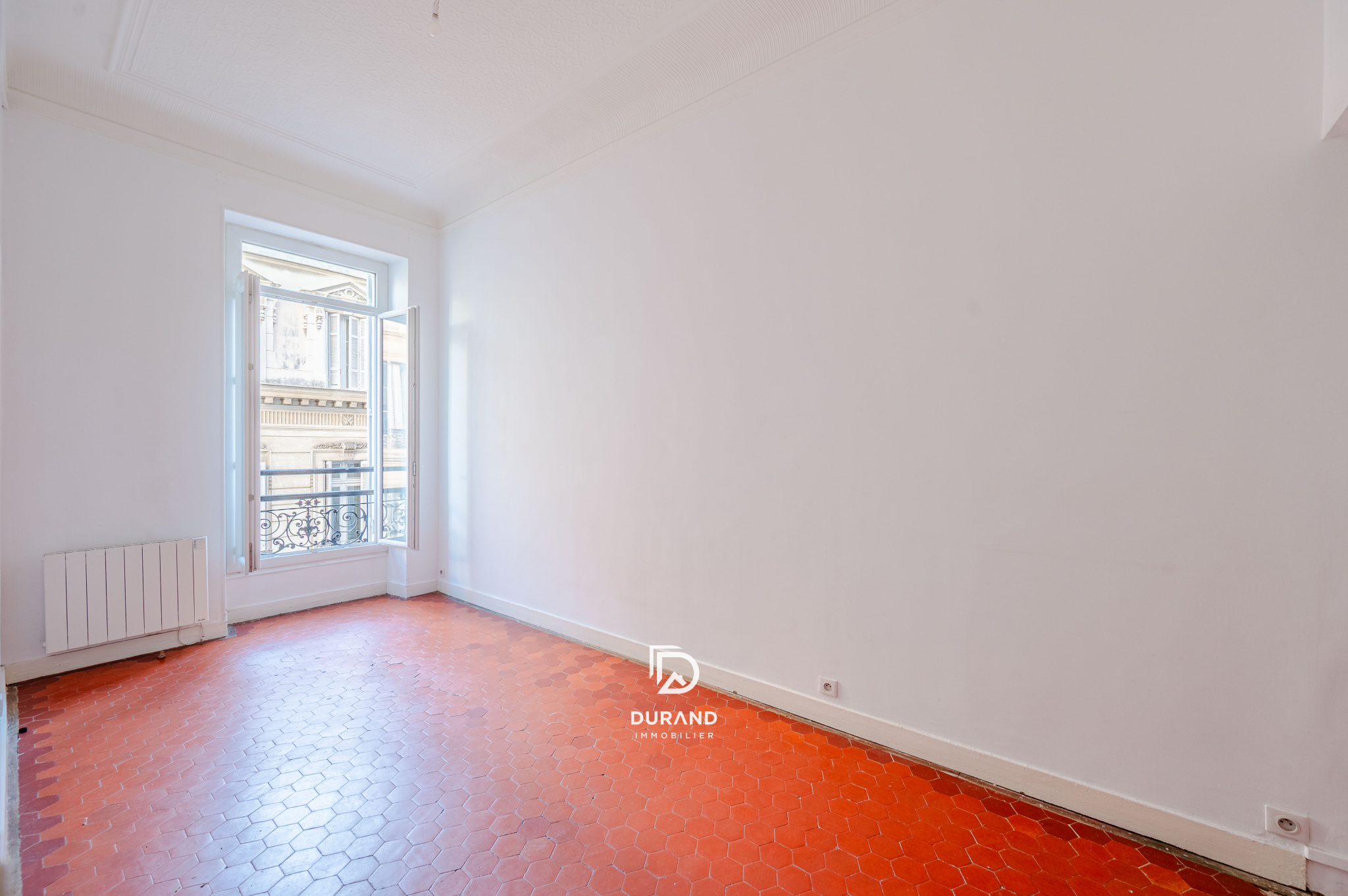 APPARTEMENT - TYPE 5 - VAUBAN - 13006 MARSEILLE