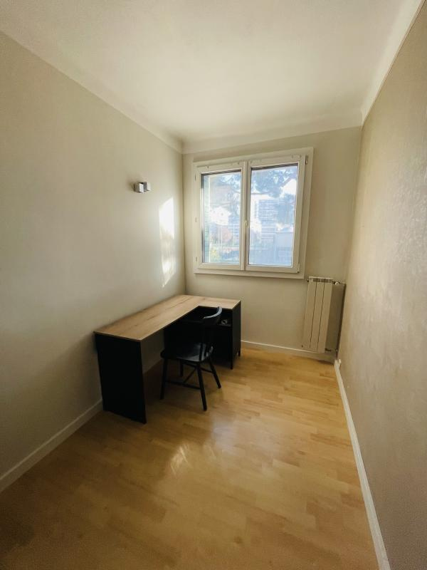 À LOUER   Appartement T3/4 meublé   St Giniez (Marseille 8)