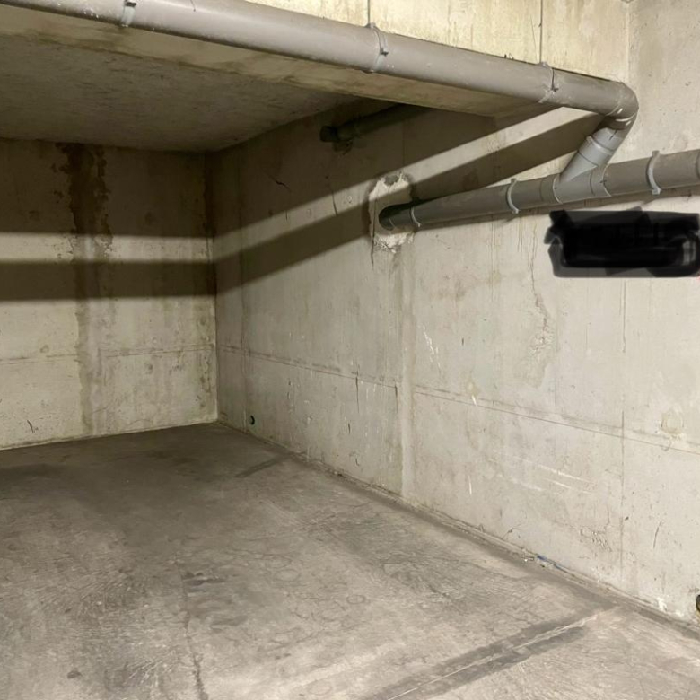 Place de stationnement M5 Les Docks