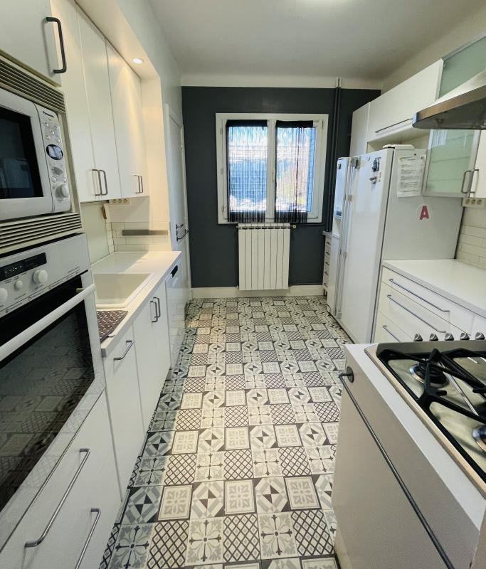 À LOUER   Appartement T3/4 meublé   St Giniez (Marseille 8)