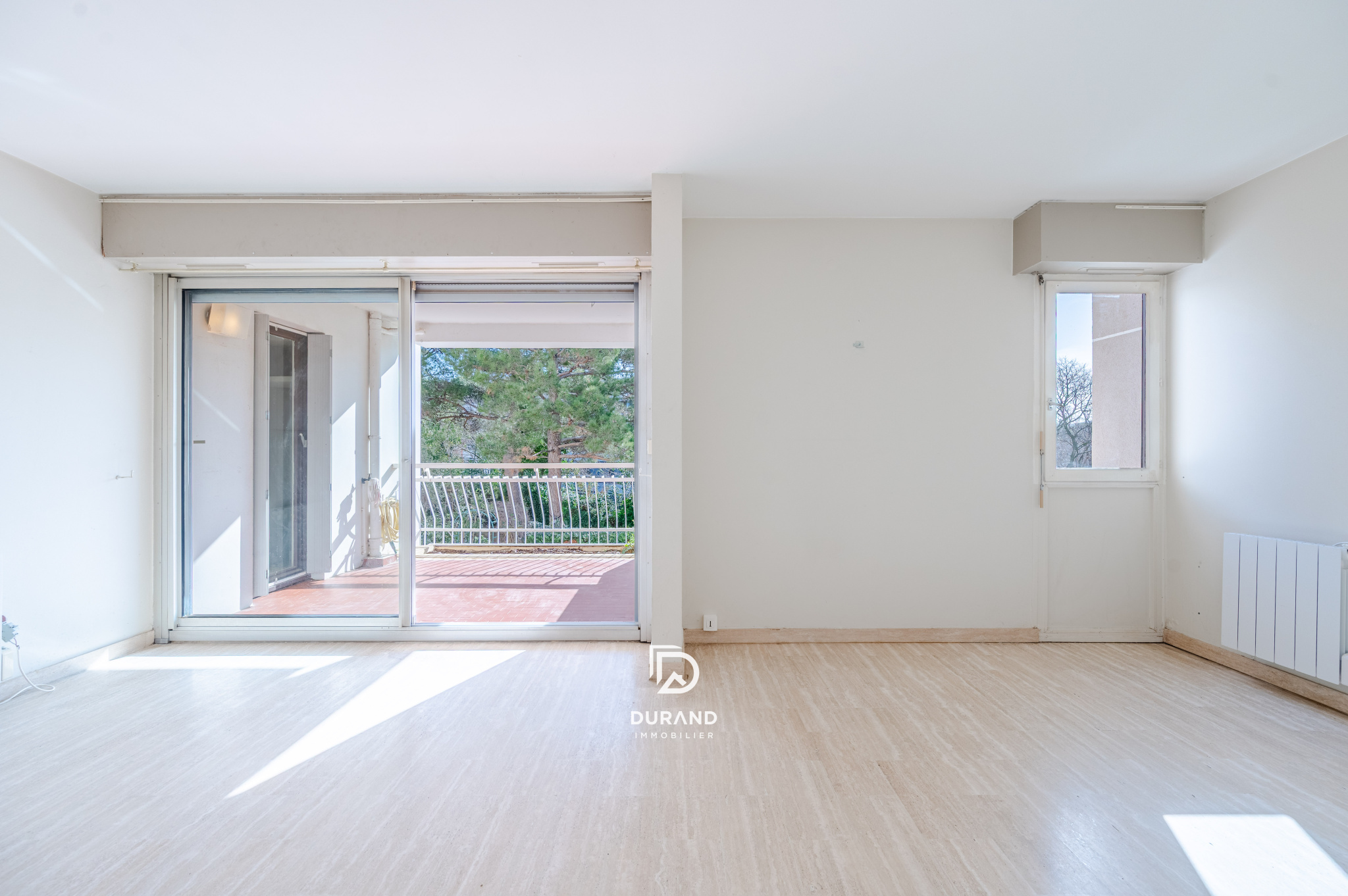 Appartement T3 lumineux avec terrasse et garage