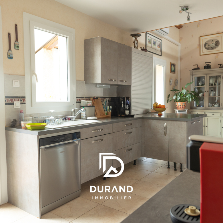 MAISON - PISCINE - ST JULIEN D'ASSE