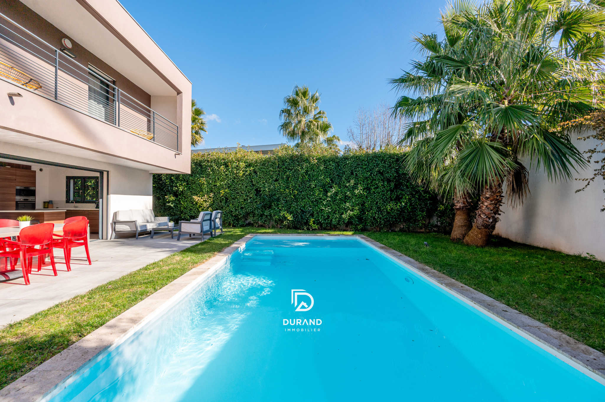 VILLA RECENTE - JARDIN AVEC PISCINE - LES 3 LUCS-SAINT JULIEN