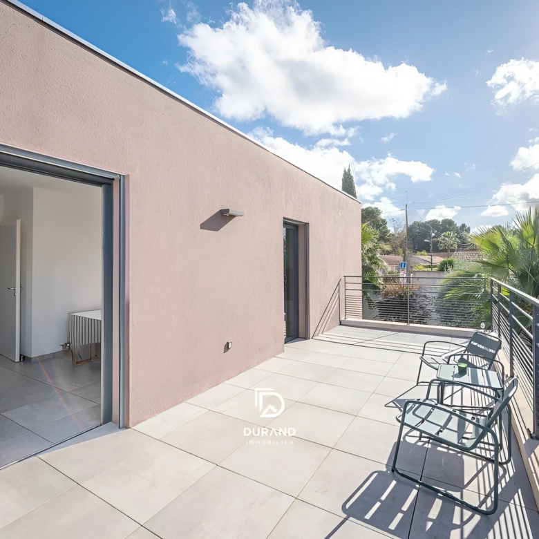 VILLA RECENTE - JARDIN AVEC PISCINE - LES 3 LUCS-SAINT JULIEN