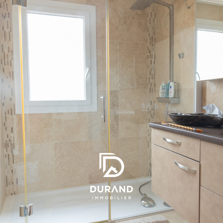 MAISON - PISCINE - ST JULIEN D'ASSE