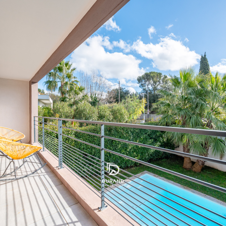 VILLA RECENTE - JARDIN AVEC PISCINE - LES 3 LUCS-SAINT JULIEN