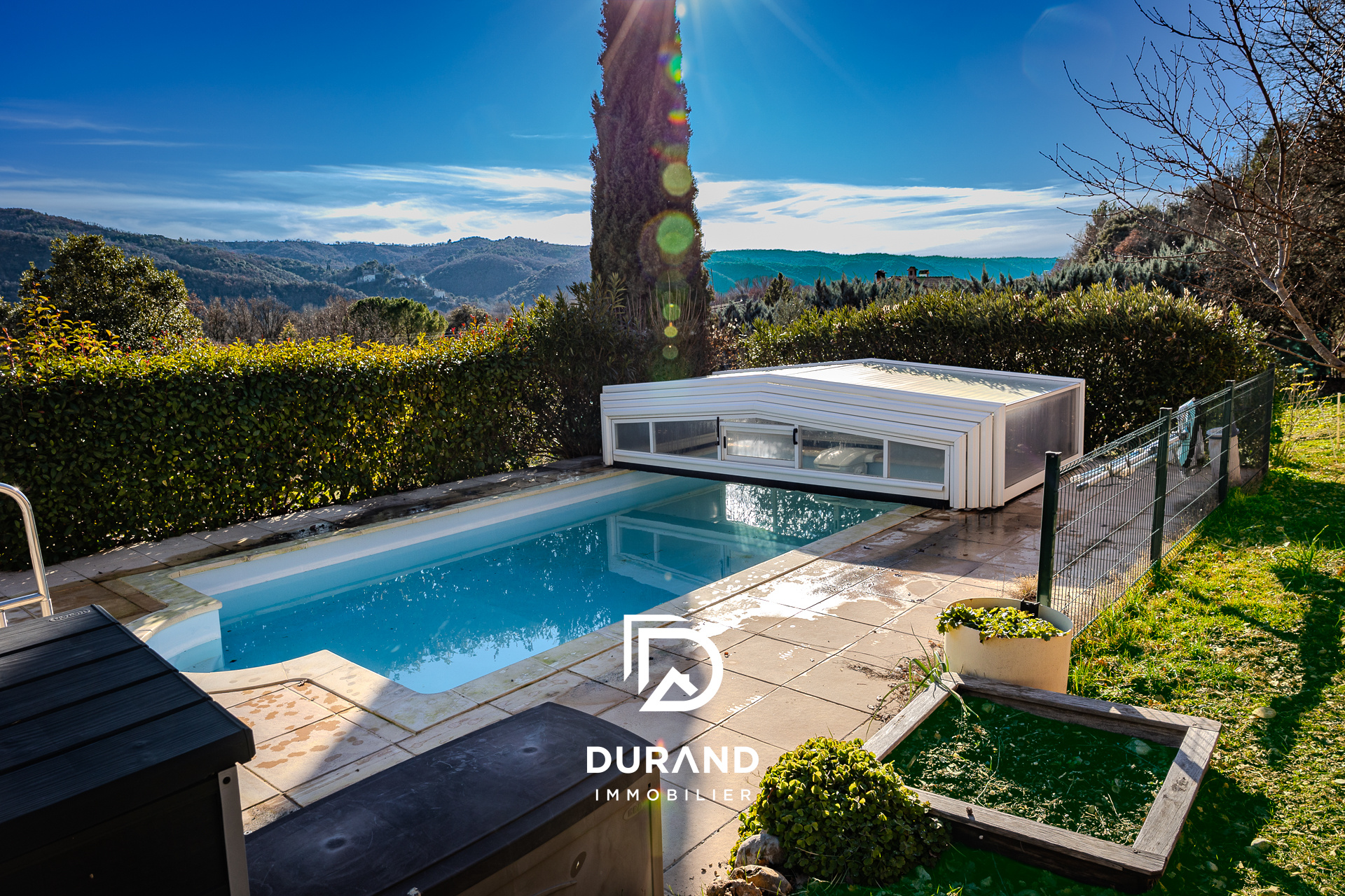 MAISON - PISCINE - ST JULIEN D'ASSE