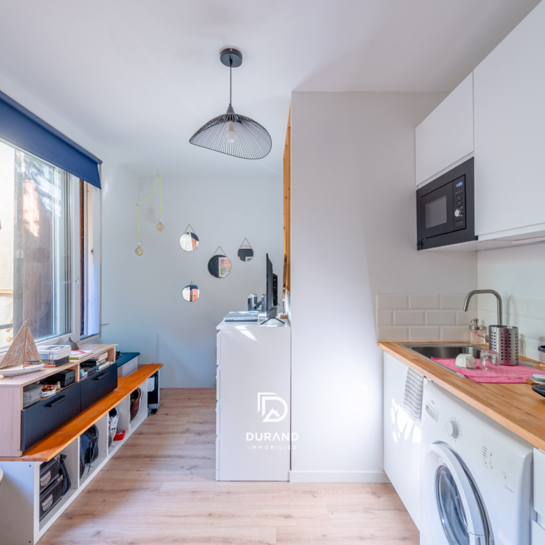 STUDIO - SAINT-CHARLES - 13001 MARSEILLE