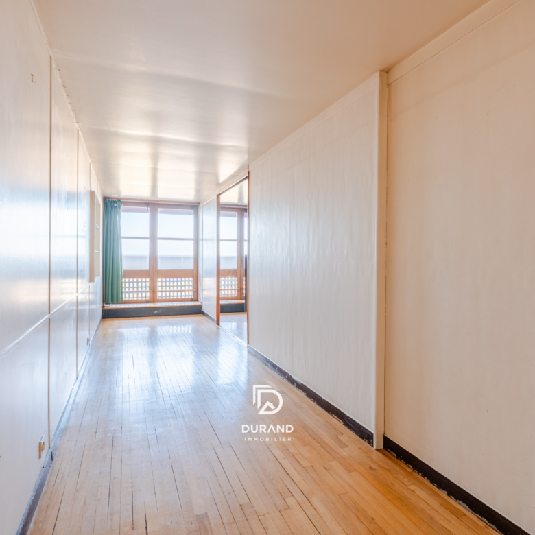 APPARTEMENT - TYPE E - LE CORBUSIER - 13008 MARSEILLE