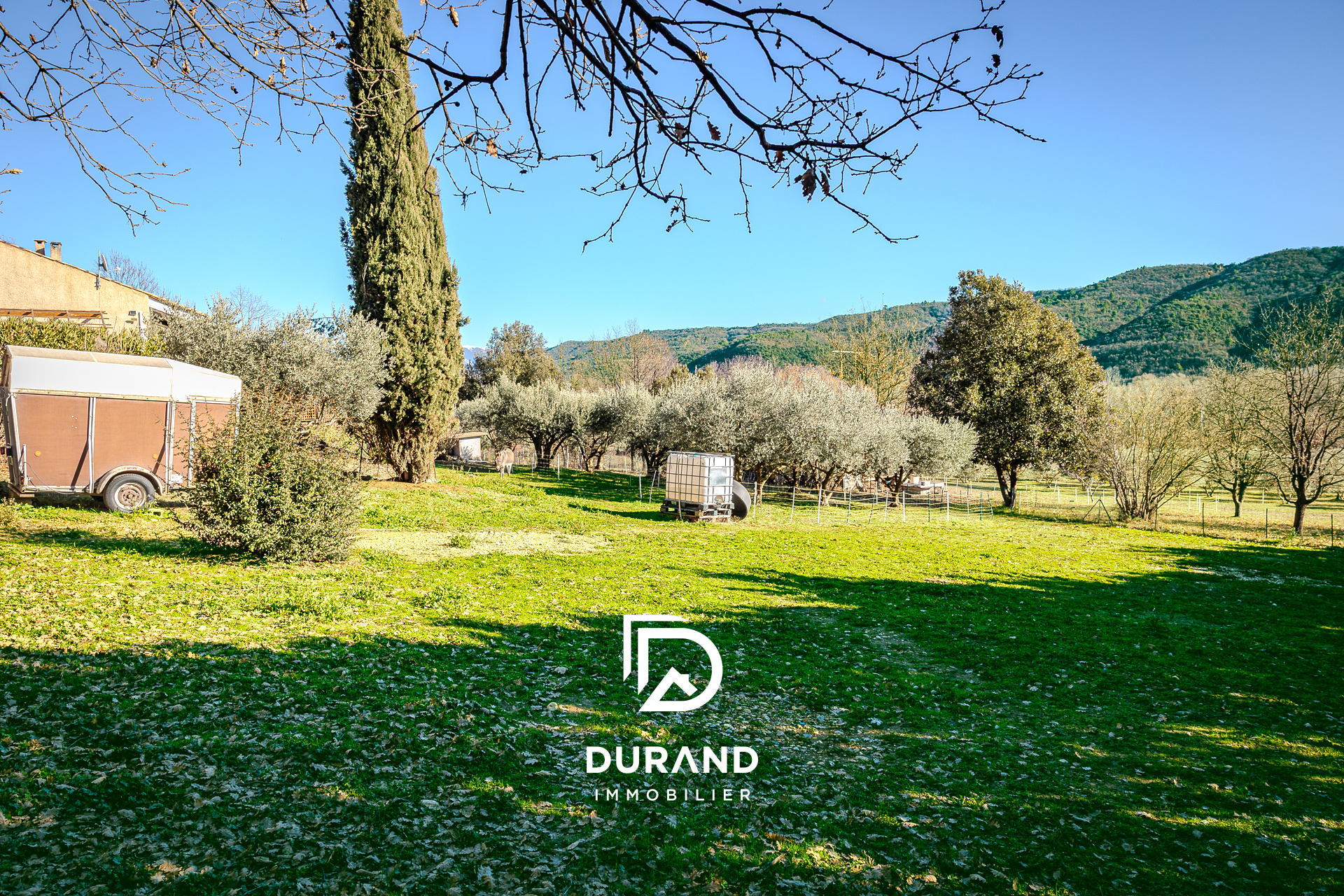 MAISON - PISCINE - ST JULIEN D'ASSE