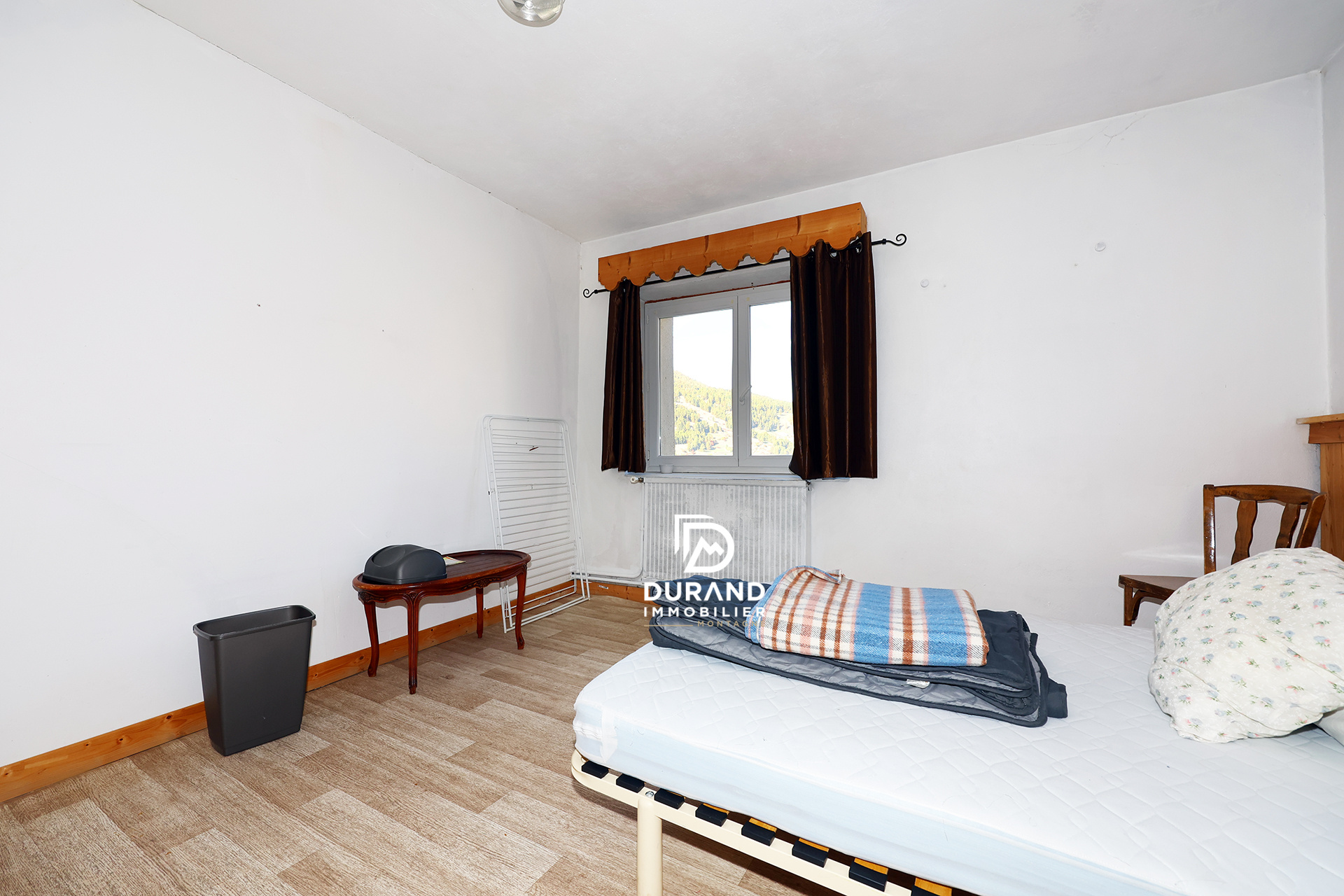 Maison de village d'environ 280 m2