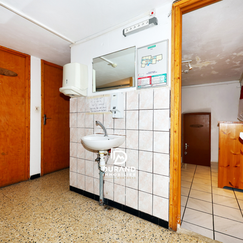 Maison de village d'environ 280 m2