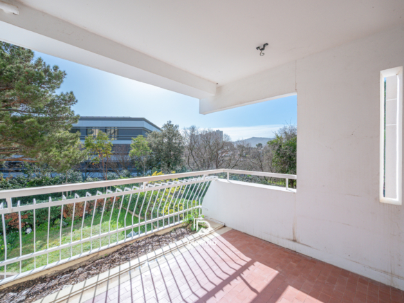 Appartement T3 lumineux avec terrasse et garage