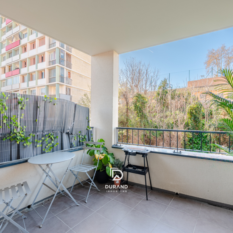 APPARTEMENT - 2 PIECES - TERRASSE - 13003 MARSEILLE