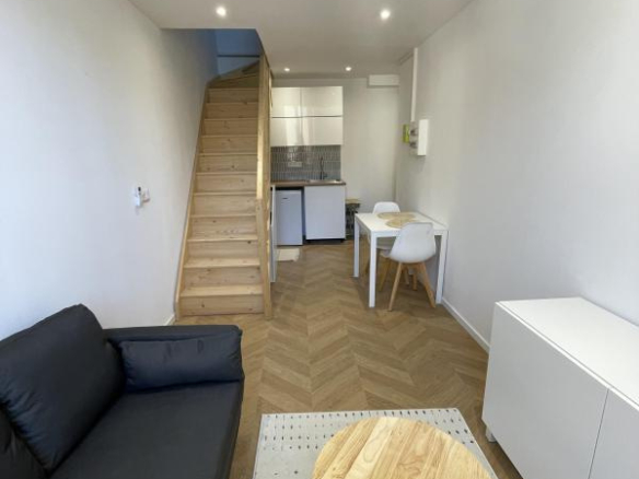 Studio mezzanine refait à neuf