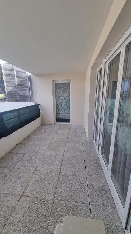 T2 MEUBLE AVEC TERRASSE