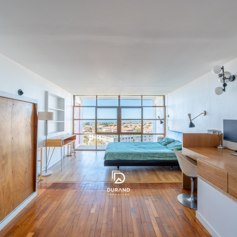 APPARTEMENT - DUPLEX - TYPE E - LE CORBUSIER - 13008 MARSEILLE