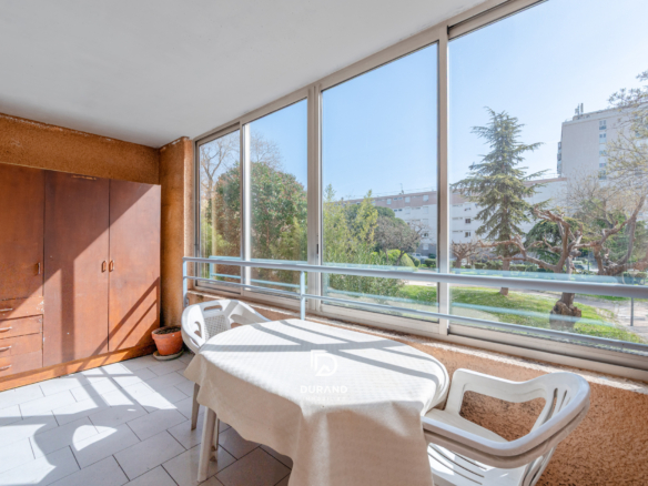 APPARTEMENT - GARAGE- MAZARGUES 13009