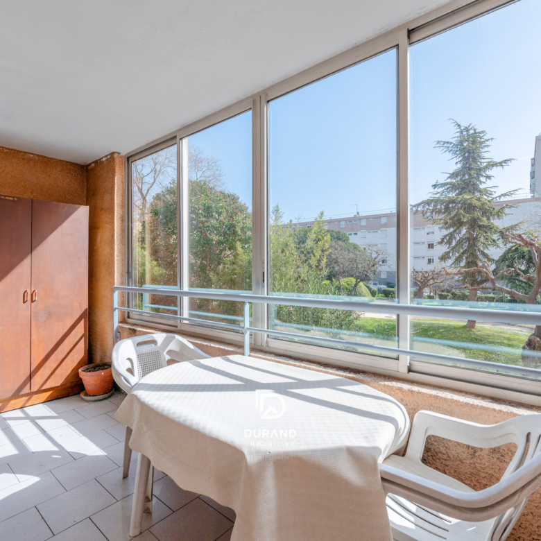 APPARTEMENT - GARAGE- MAZARGUES 13009