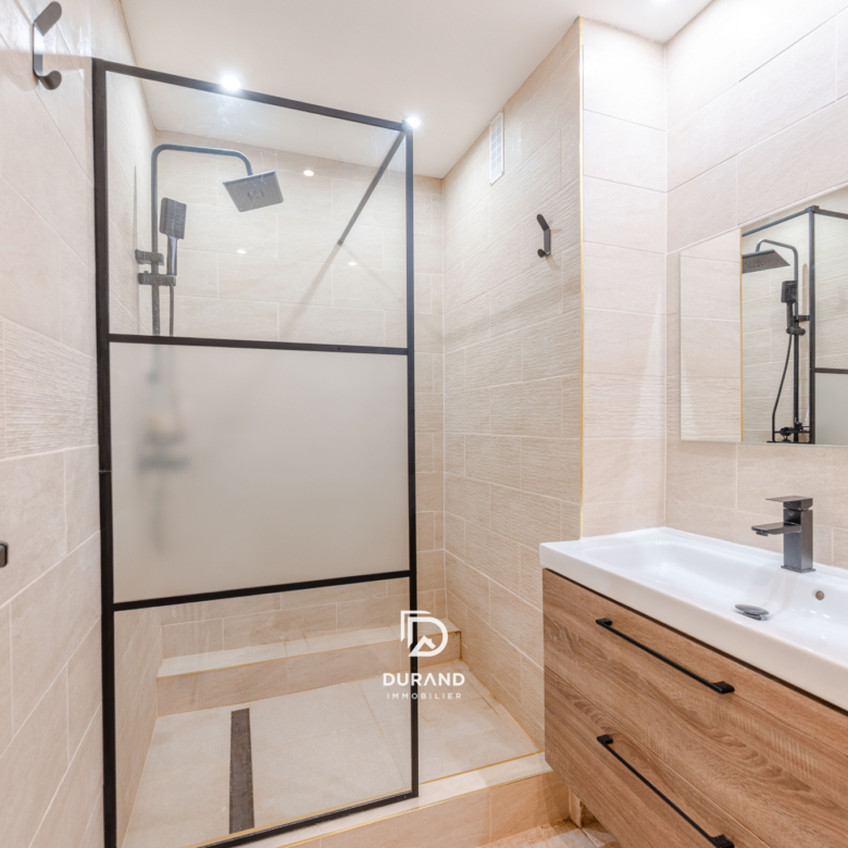 APPARTEMENT - T3 - SAINT JUST - 13013 MARSEILLE