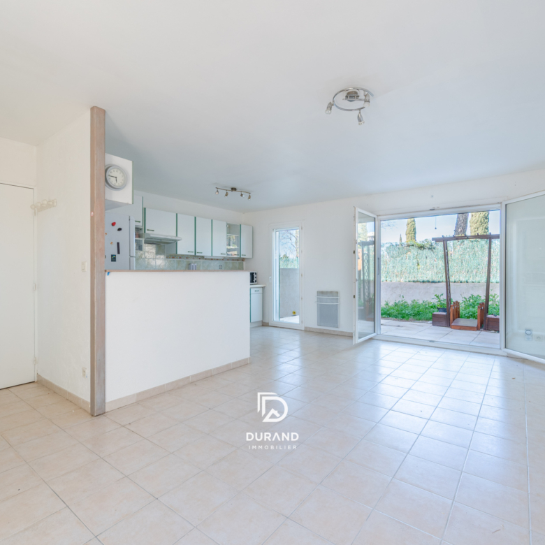 MAISON FAMILIALLE AU CALME LA VISTE