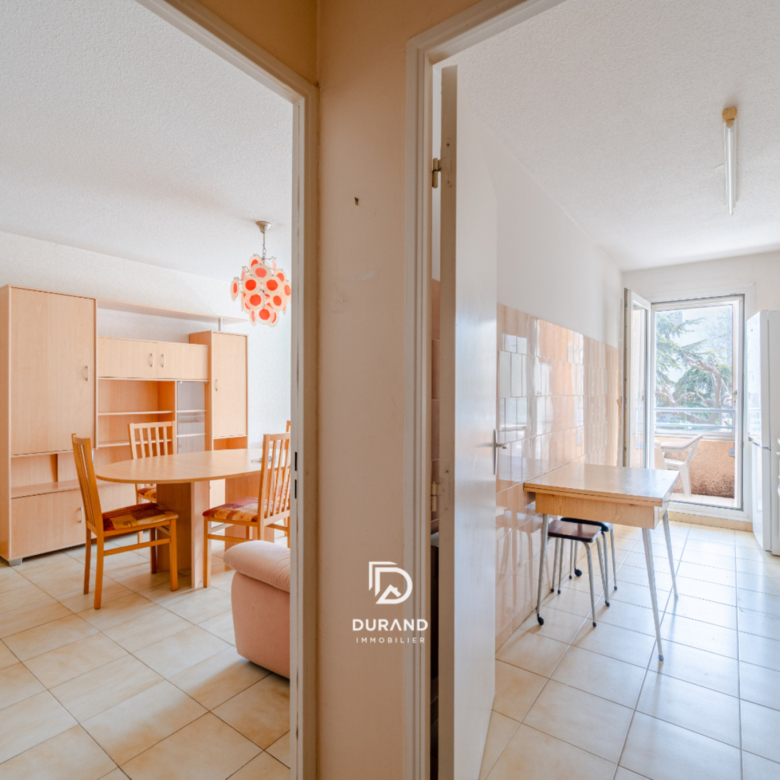 APPARTEMENT - GARAGE- MAZARGUES 13009