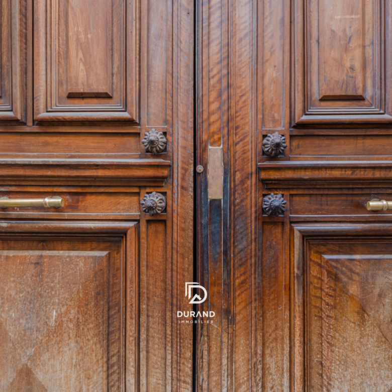 APPARTEMENT - BOURGEOIS - PALAIS DE JUSTICE - 13006 MARSEILLE