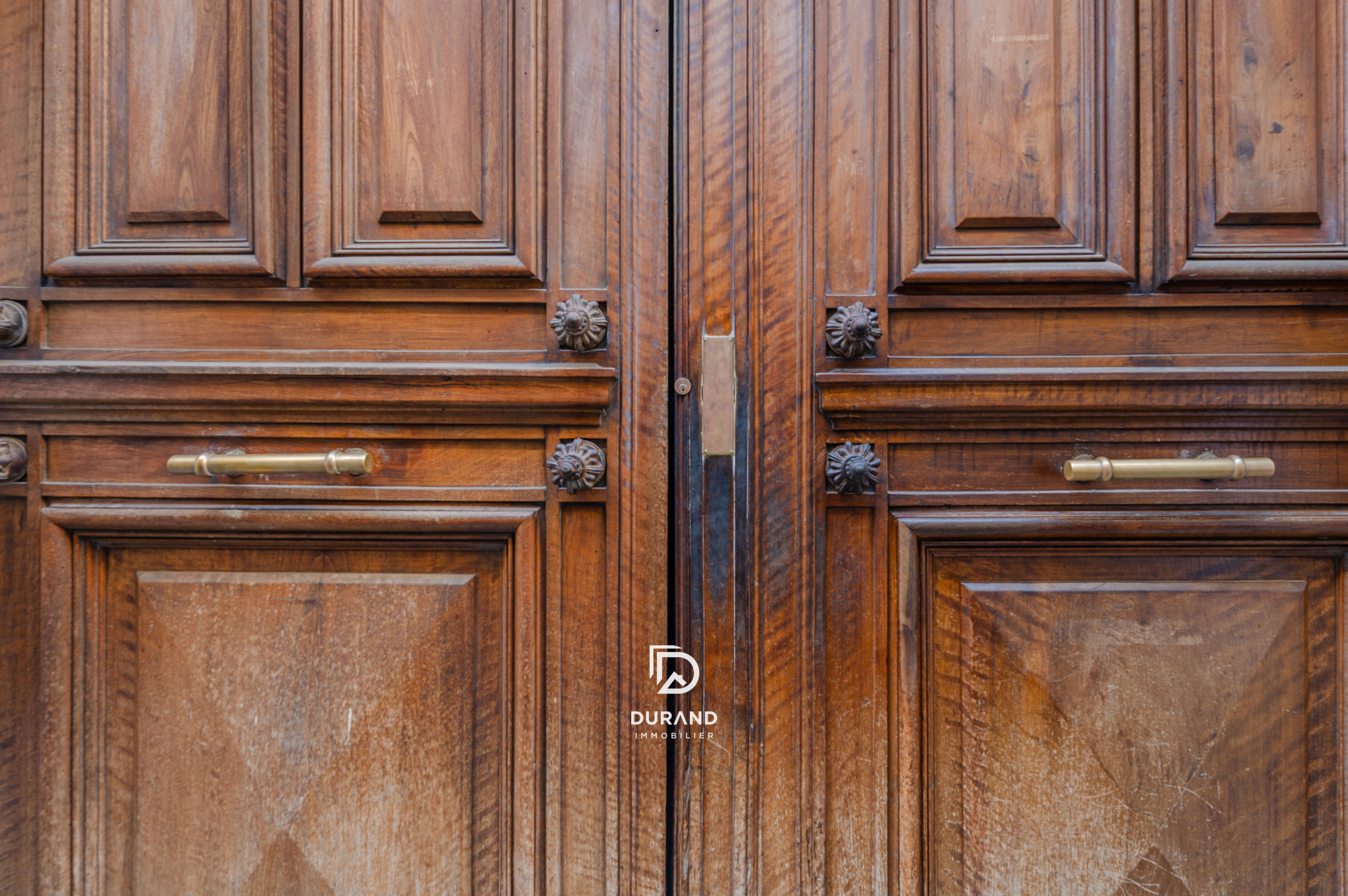 APPARTEMENT - BOURGEOIS - PALAIS DE JUSTICE - 13006 MARSEILLE