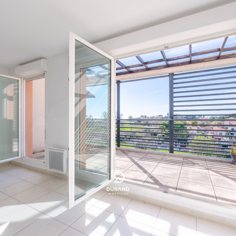 APPARTEMENT - PARKING - TERRASSE - SAINTE MARTHE - 13014 MARSEILLE