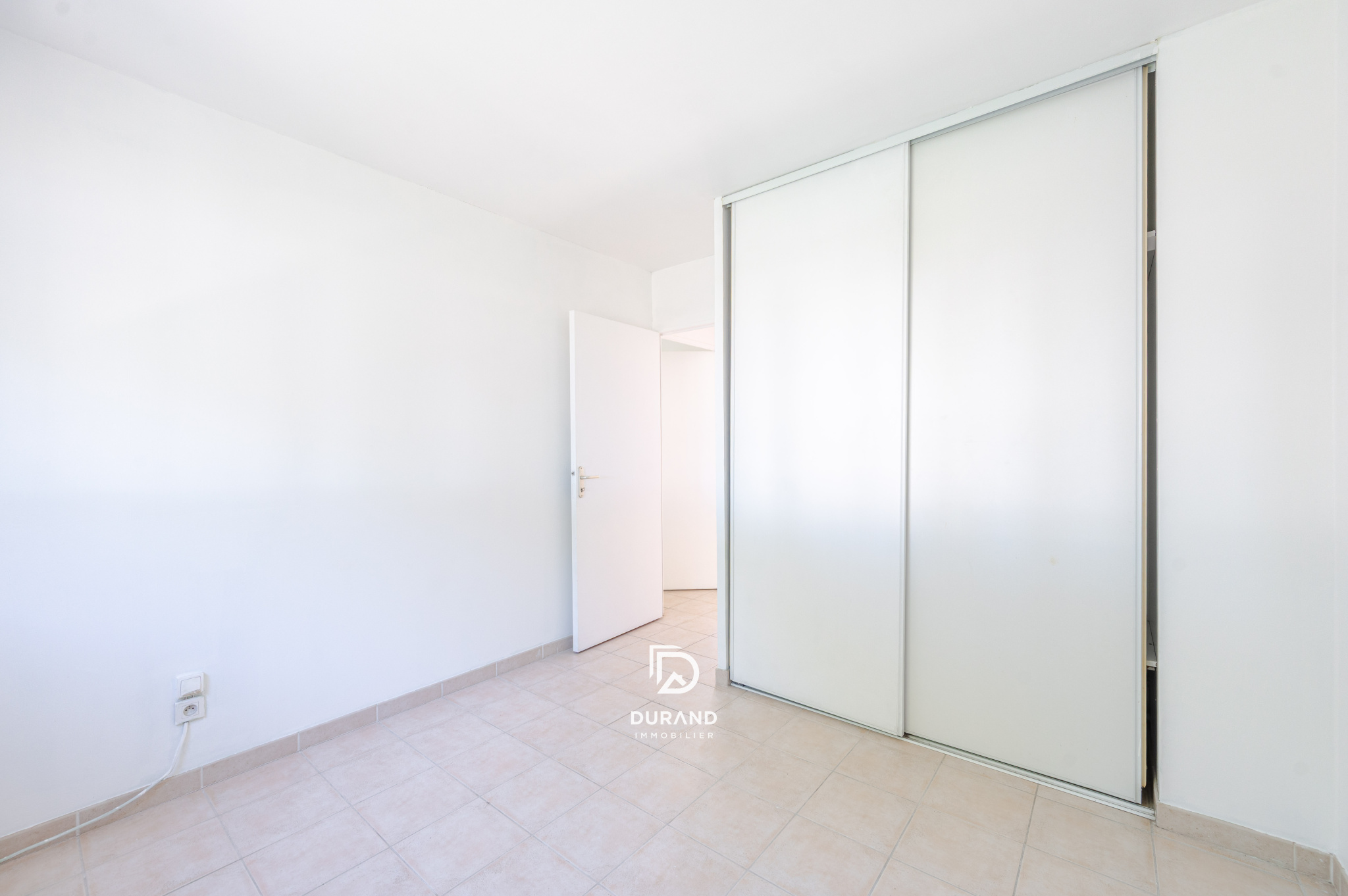 MAISON FAMILIALLE AU CALME LA VISTE