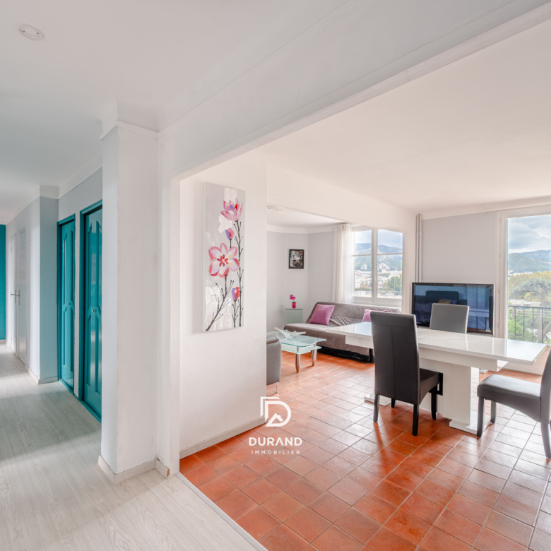 APPARTEMENT - T4 - 82M2 - 13010 MARSEILLE