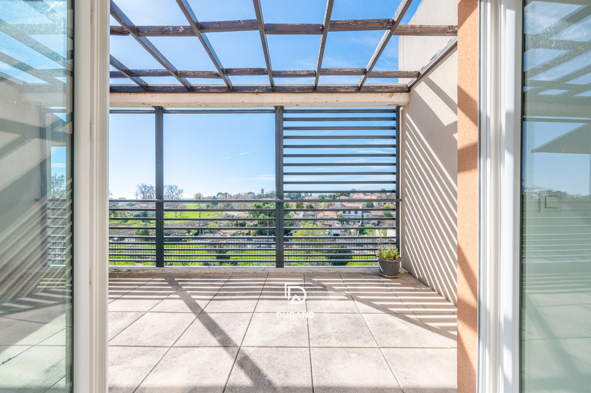 APPARTEMENT - PARKING - TERRASSE - SAINTE MARTHE - 13014 MARSEILLE