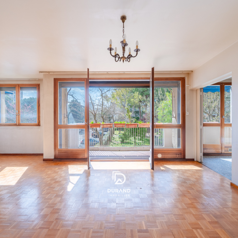 APPARTEMENT - ALLEE DES PINS - 13009 MARSEILLE