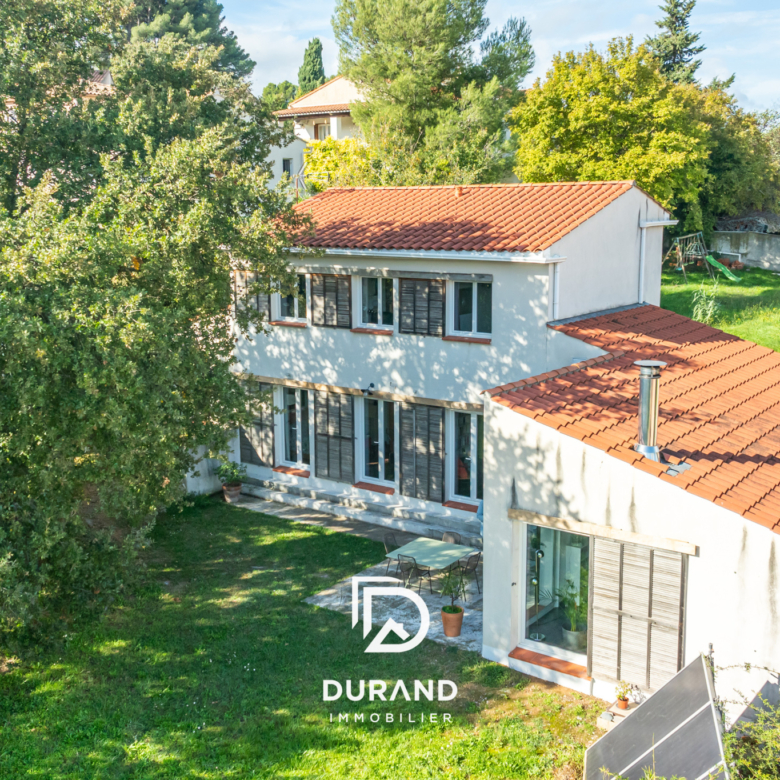 MAISON DE 2009 - T5 - JARDIN - AUBAGNE