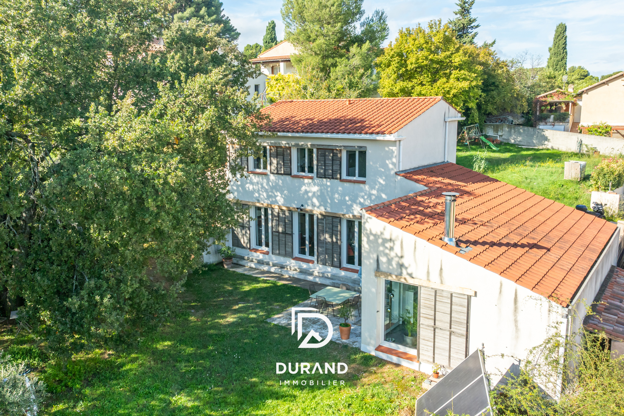 MAISON DE 2009 - T5 - JARDIN - AUBAGNE