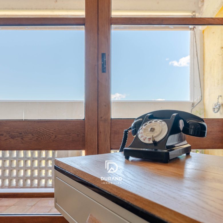 APPARTEMENT - LE CORBUSIER - VUE MER - 13008 MARSEILLE