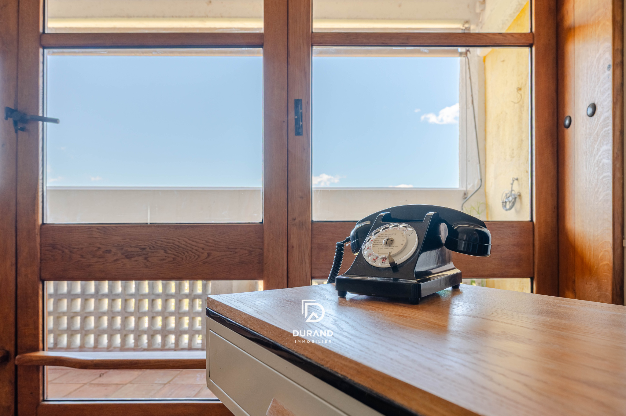 APPARTEMENT - LE CORBUSIER - VUE MER - 13008 MARSEILLE