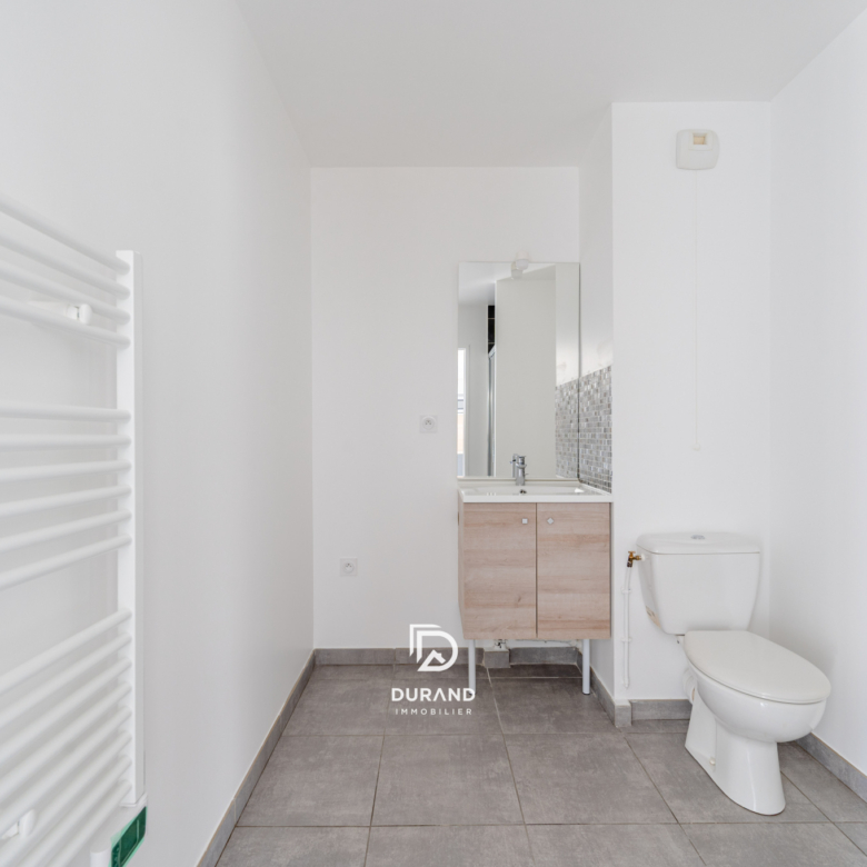 APPARTEMENT - PARKING - TERRASSE - 13010 MARSEILLE