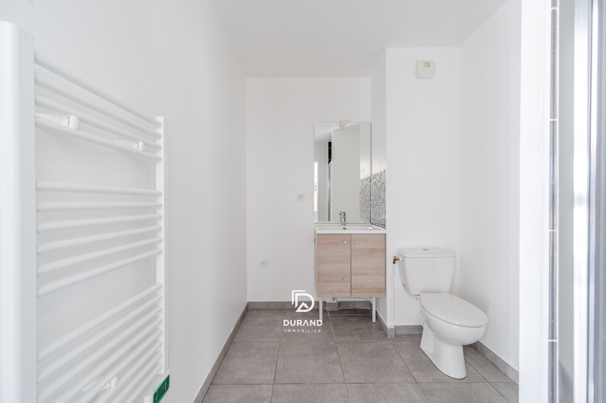 APPARTEMENT - PARKING - TERRASSE - 13010 MARSEILLE