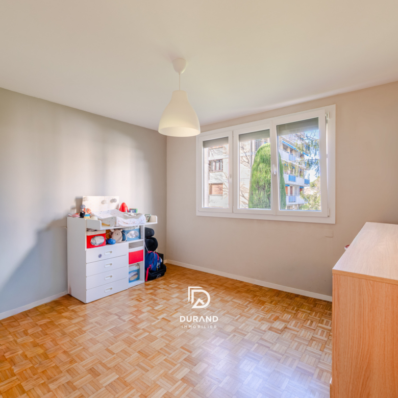 APPARTEMENT - ALLEE DES PINS - 13009 MARSEILLE