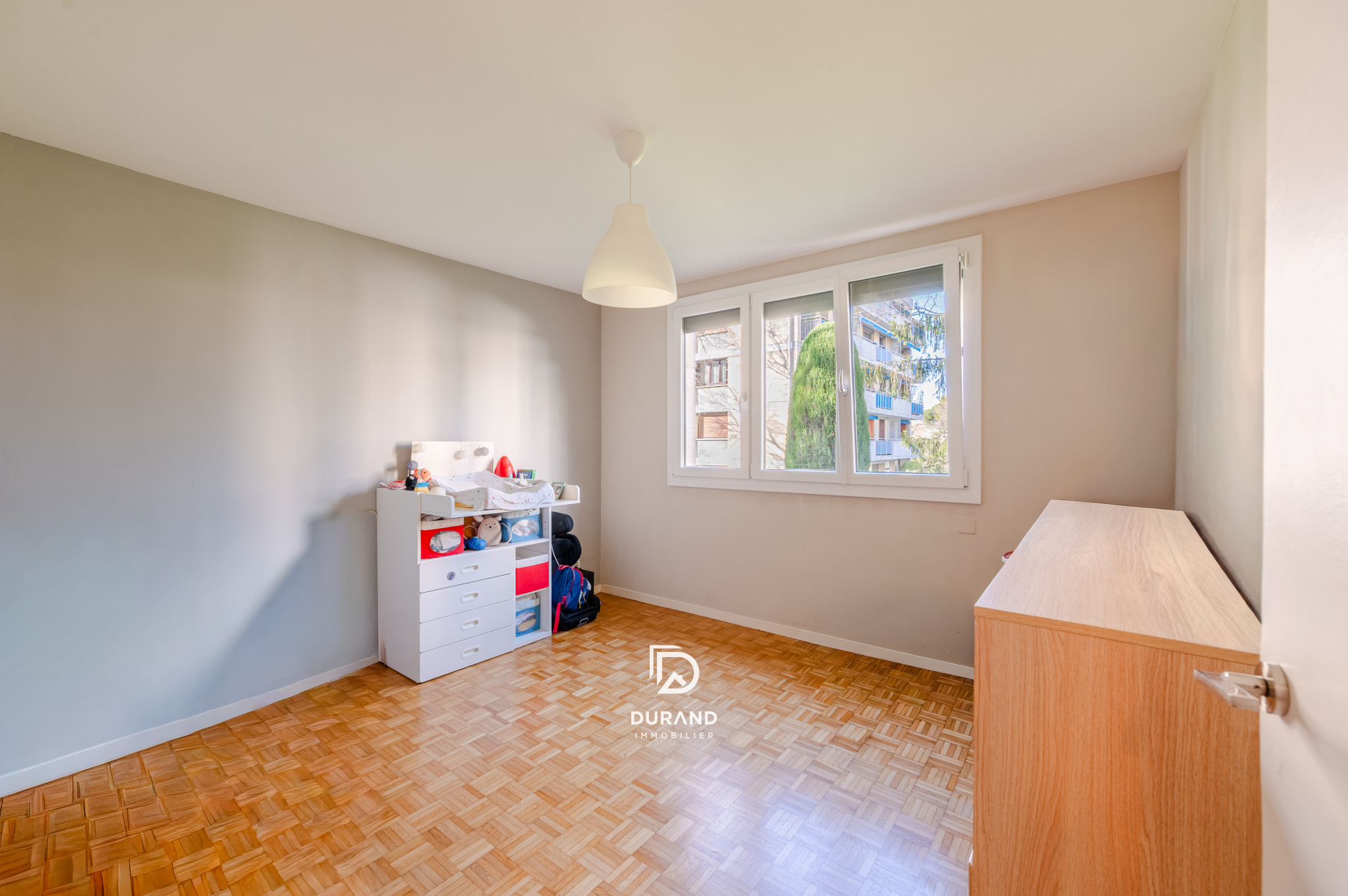 APPARTEMENT - ALLEE DES PINS - 13009 MARSEILLE