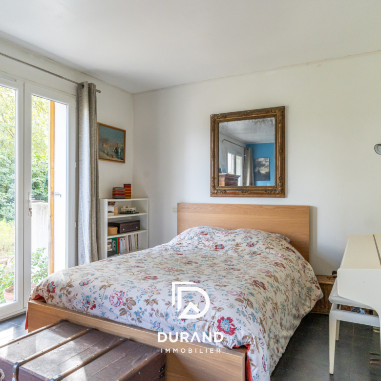 MAISON DE 2009 - T5 - JARDIN - AUBAGNE