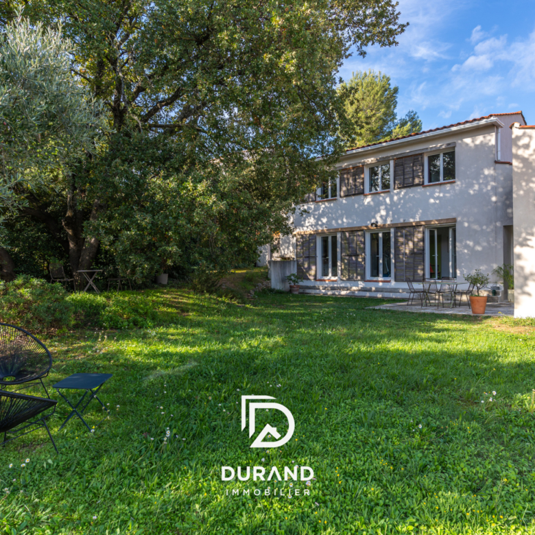 MAISON DE 2009 - T5 - JARDIN - AUBAGNE