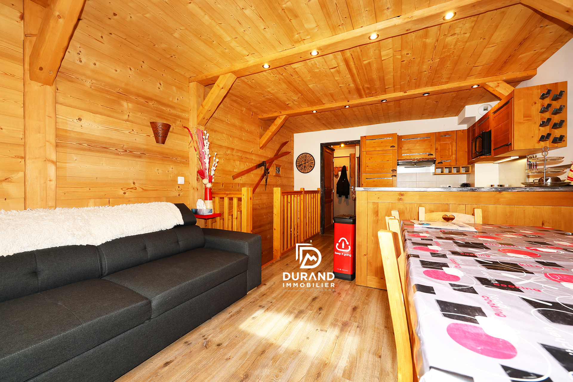 dans une résidence 4 * avec piscines